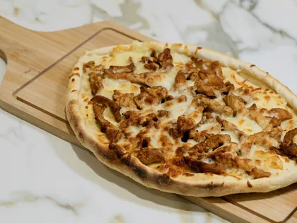Pide à la dinde et au fromage